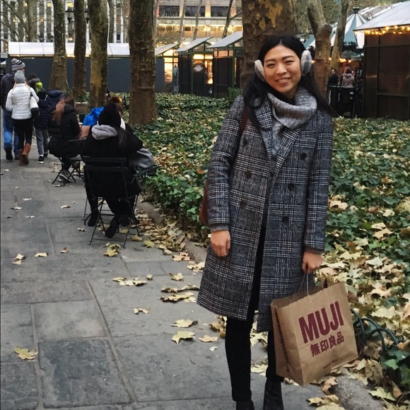 Meet your Posher, Crystal - Picture 1 of 1